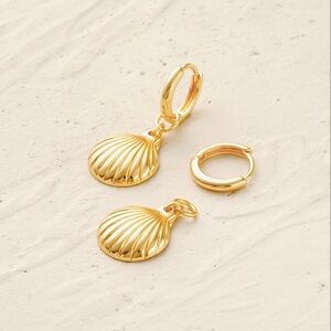 Gold Shell Hoop Earrings